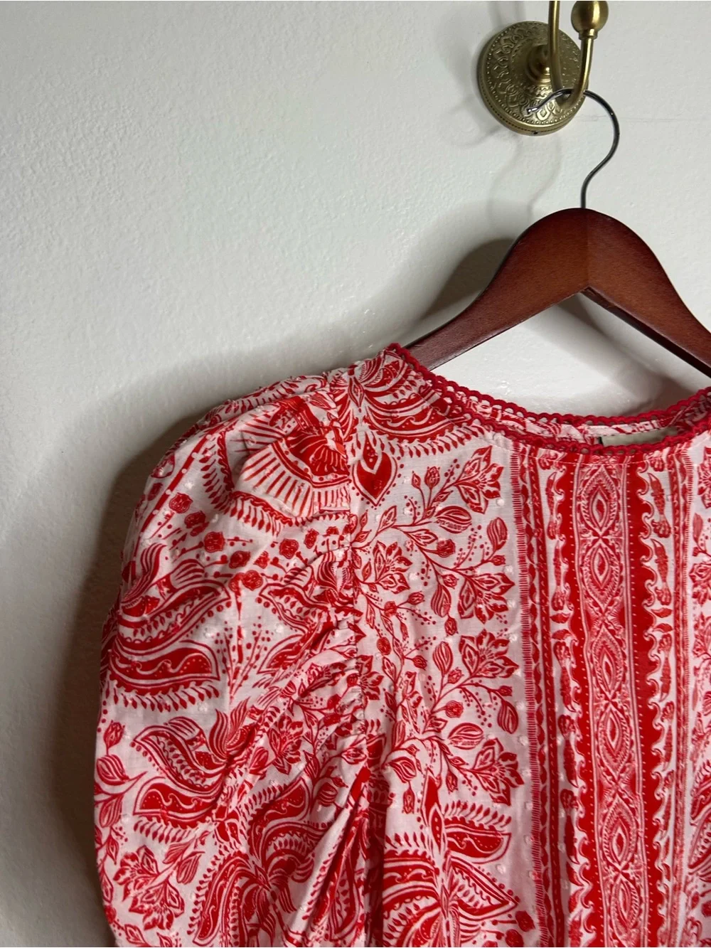NWT FARM Rio Red Puff Sleeve Short Sleeve Top XXS FLAWED